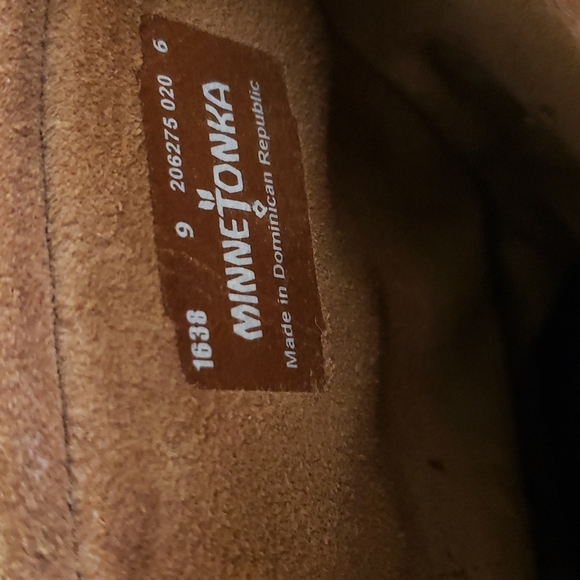 3-Layer Fringe Boot Minnetonka boots - Picture 9 of 16